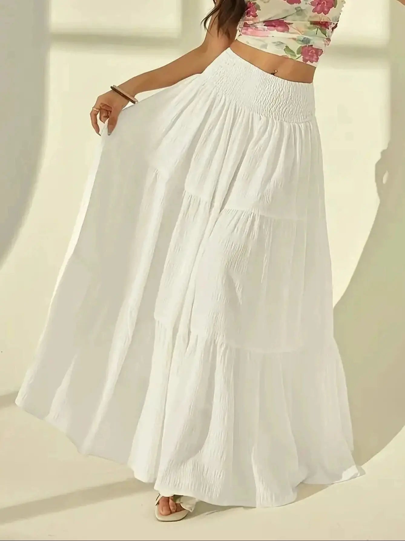 Plus size women's fashionable layered long skirt casual solid color elastic waist women's half skirt holiday date or vacation