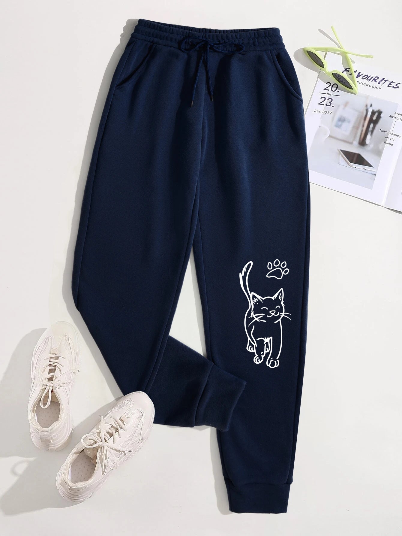 Cute Cat And Paw Print Pant Woman Drawstring Fleece Sweatpants Sport All-Match Jogger Pants Casual Autumn Trouser Soft Trousers