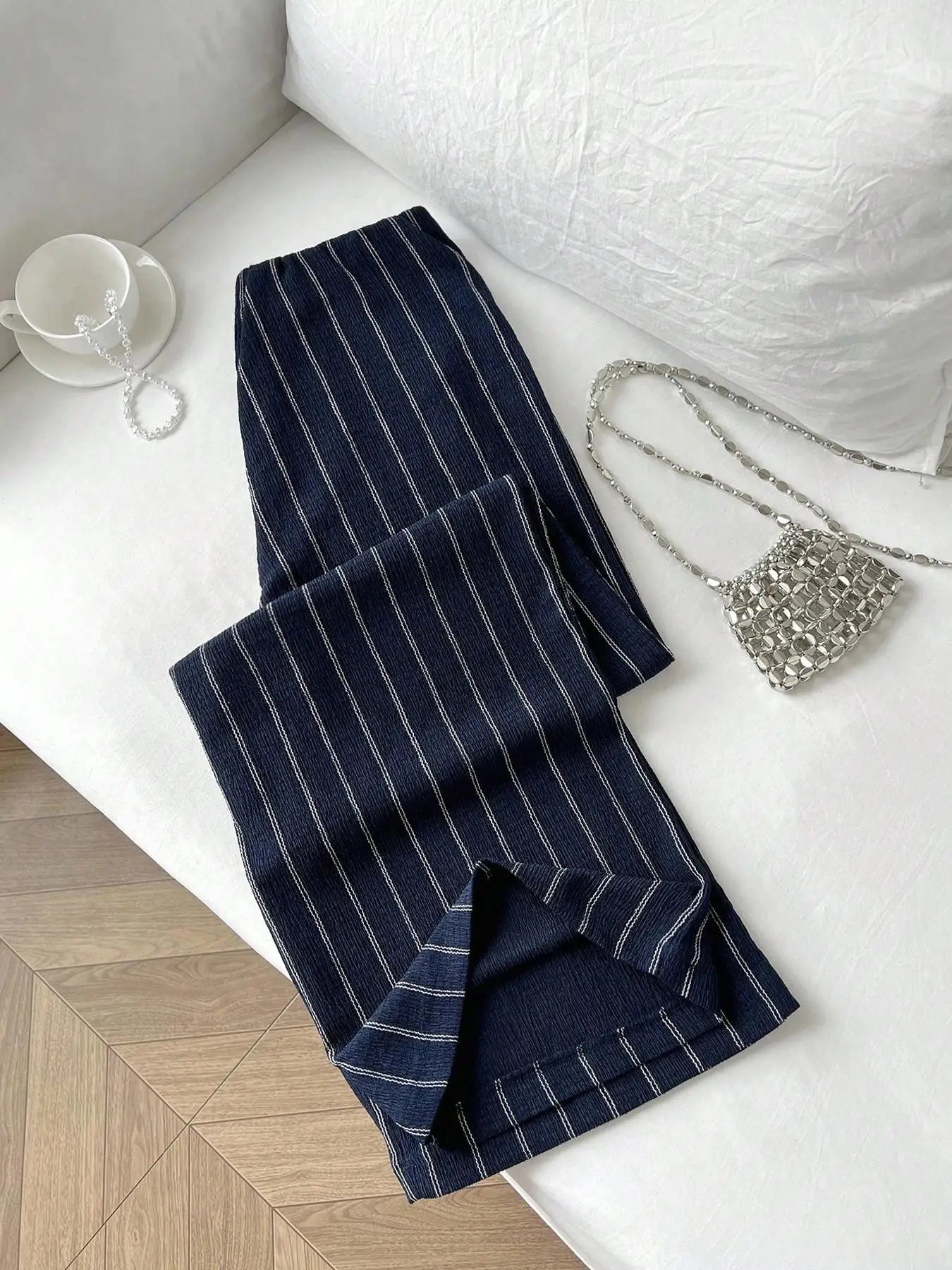 Women's High Waist Striped Wide Leg Pants, Anti-Wrinkle Fabric, Elegant Vertical Stripe Design, Casual Office Commute Essential